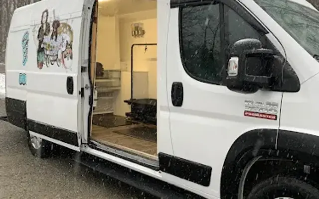Beccas Mobile Groom Room Ltd. in Shelby, OH