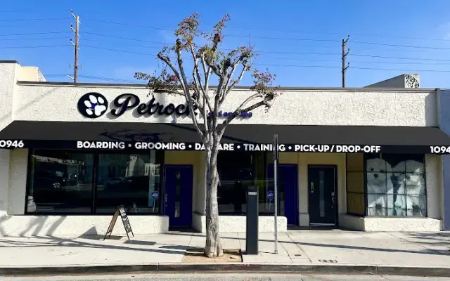 Tender Loving Care Pet Spa (re - opened now Petrock Hotel And Spa ) in Los Angeles, CA