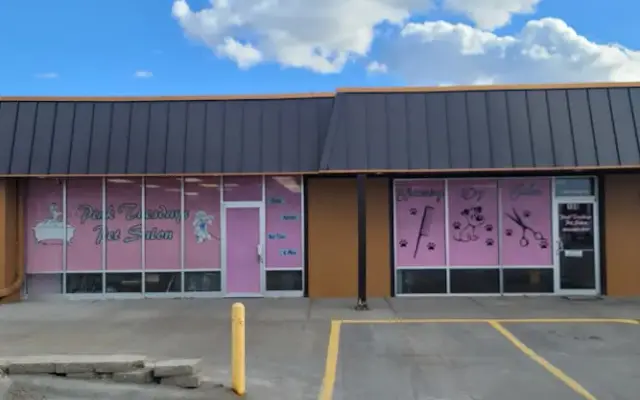 Pink Tuesday's Pet Salon in Elkhorn, NE