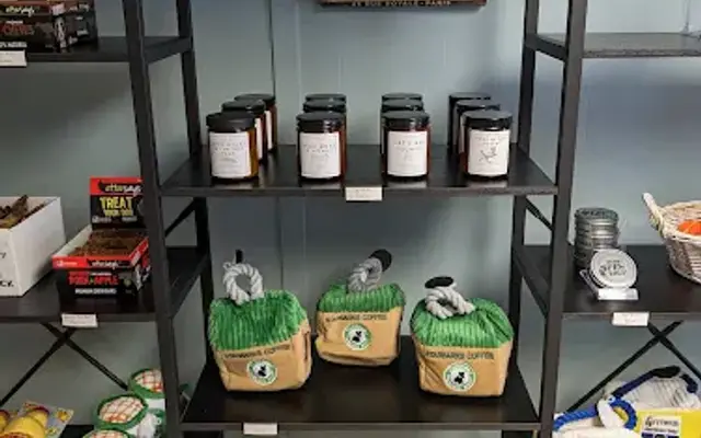 Shampoochie Salon in Washingtonville, NY