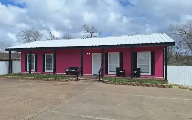 The Snooty Poodle in Richwood, TX