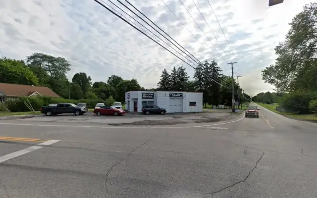 Bath To Bows in Columbiana, OH