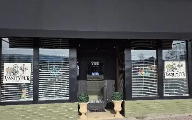 Vanity Fur in Etowah, TN