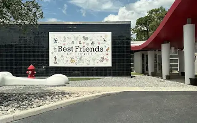 Best Friends Pet Hotel in Lake Buena Vista, FL