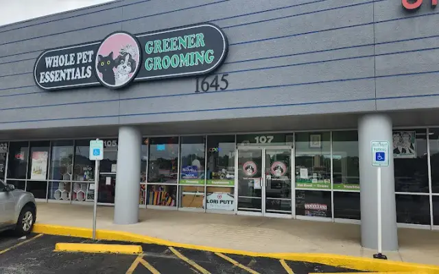 Whole Pet Essentials & Greener Grooming in Universal City, TX