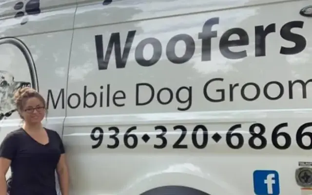Woofers mobile dog grooming in Converse, TX