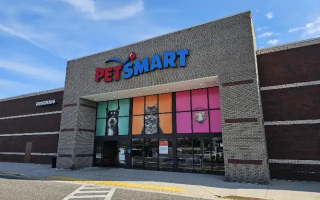 PetSmart in Largo, FL
