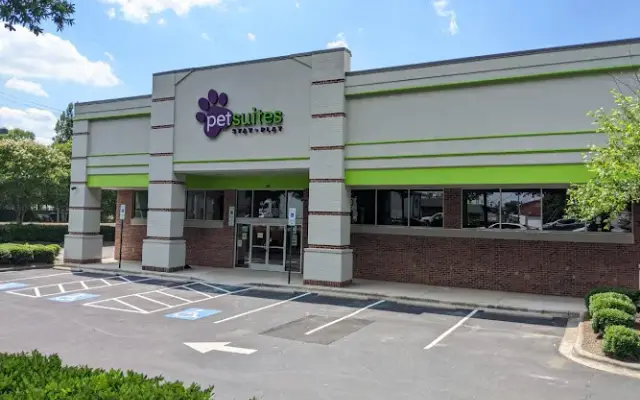 PetSuites Wendover in Charlotte, NC