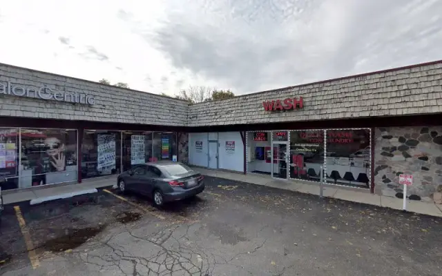 The Daily Bubble Dog Spa in Geneva, IL