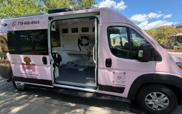 Luchys Dog Grooming in Queens, MD
