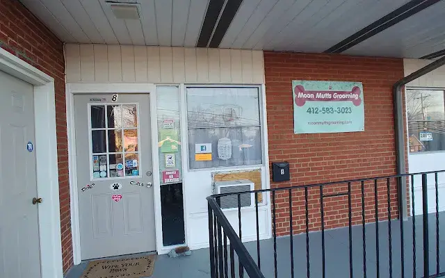 Moon Mutts Grooming in Coraopolis, PA
