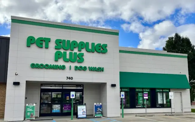 Pet Supplies Plus Wyoming Grooming in Wyoming, MI
