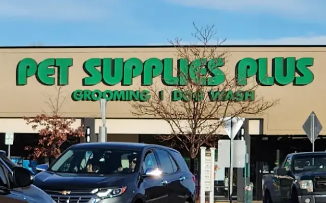 Pet Supplies Plus Englewood in Englewood, CO