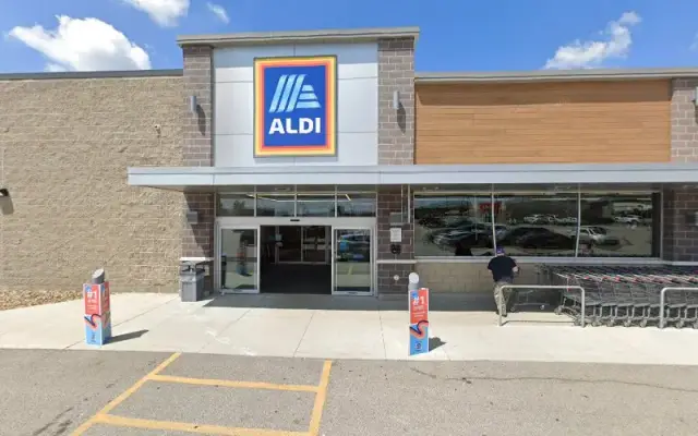 Pet Supplies Plus Weirton Grooming in Weirton, WV