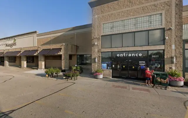Pet Supplies Plus Gurnee Grooming in Gurnee, IL