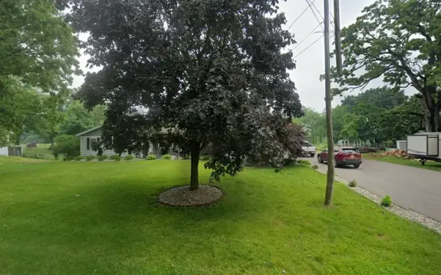 Debbie's Doggie Den in Schoolcraft, MI