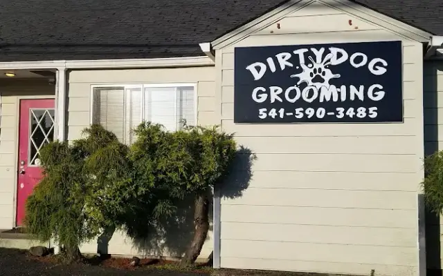 Dirty Dog Grooming in Florence, OR