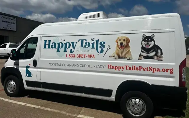 Happy Tails Pet Spa in Haltom City, TX