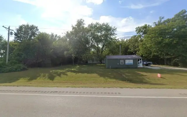 Canine and Kitty City in Kell, IL