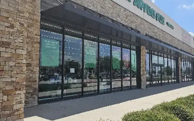 Pet Supplies Plus in Fort Worth, TX
