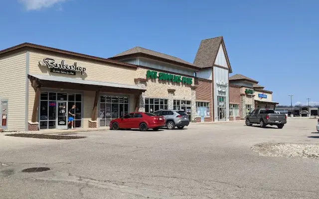 Pet Supplies Plus Suamico in Green Bay, WI