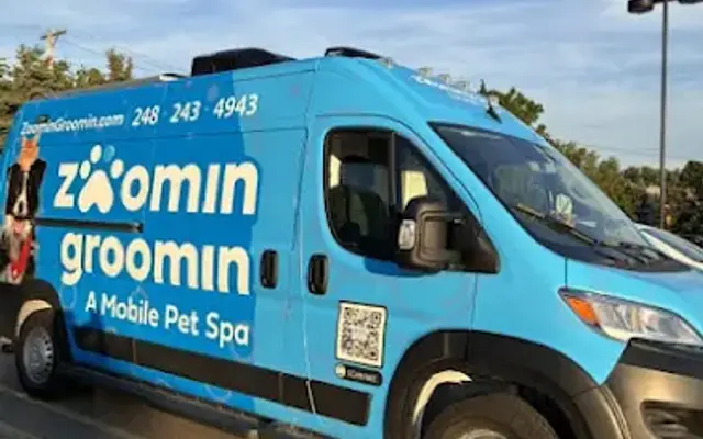 Zoomin Groomin in Southfield, MI