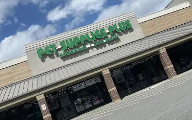 Pet Supplies Plus Seneca in Seneca, SC
