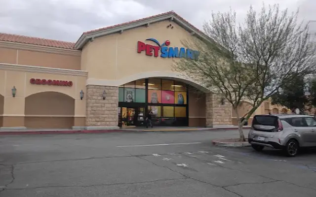 PetSmart in Palm Desert, CA