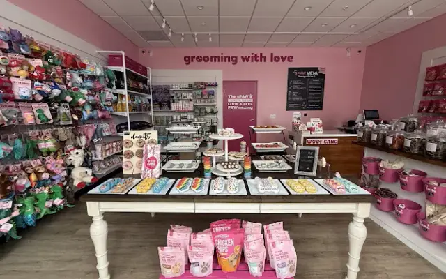 Woof Gang Bakery & Grooming Mid-Wilshire in Los Angeles, CA