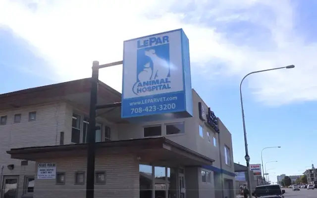 LePar Animal Hospital in Evergreen Park, IL