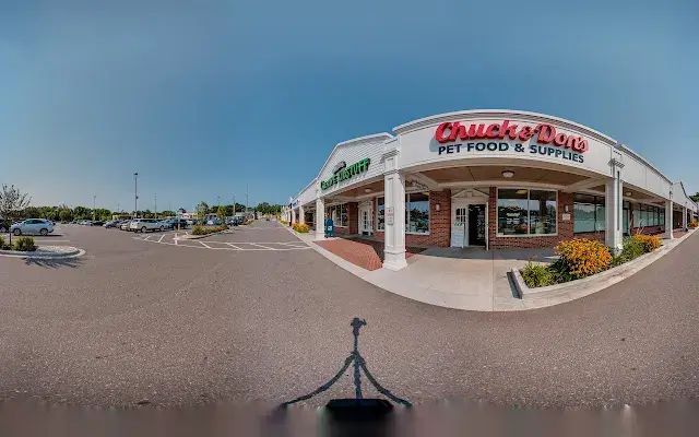Chuck & Don's Pet Food & Supplies in Wayzata, MN